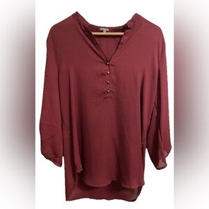 Charlotte Russe burgundy maroon blouse women’s size large. Button blouse